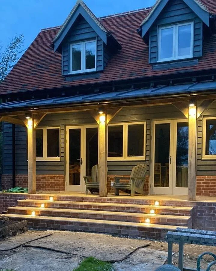 Professional outdoor lighting installation